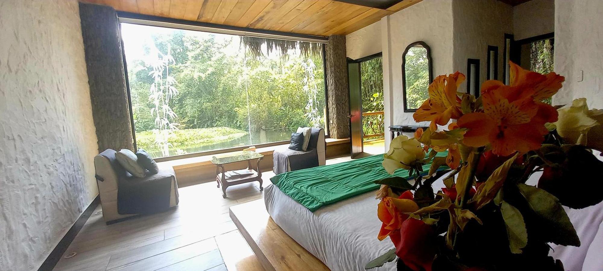 Cantalarana Lodge Mindo Szoba fotó
